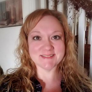 Meet your Posher, Holly